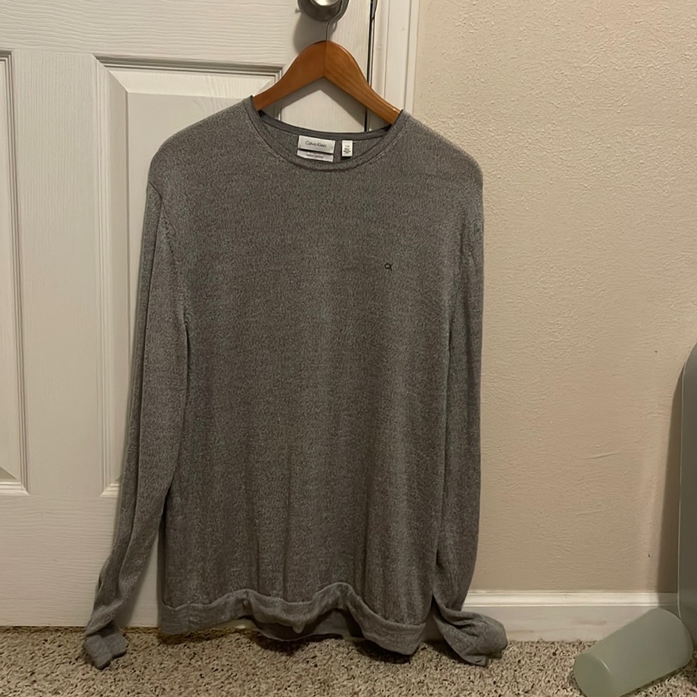Calvin Klein 100% Merino Wool Sweater—L